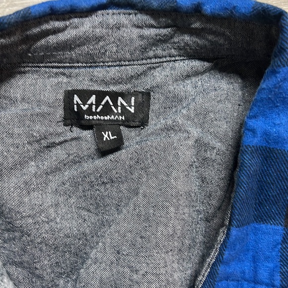 Flannel button up shirt size XL - Picture 2 of 3